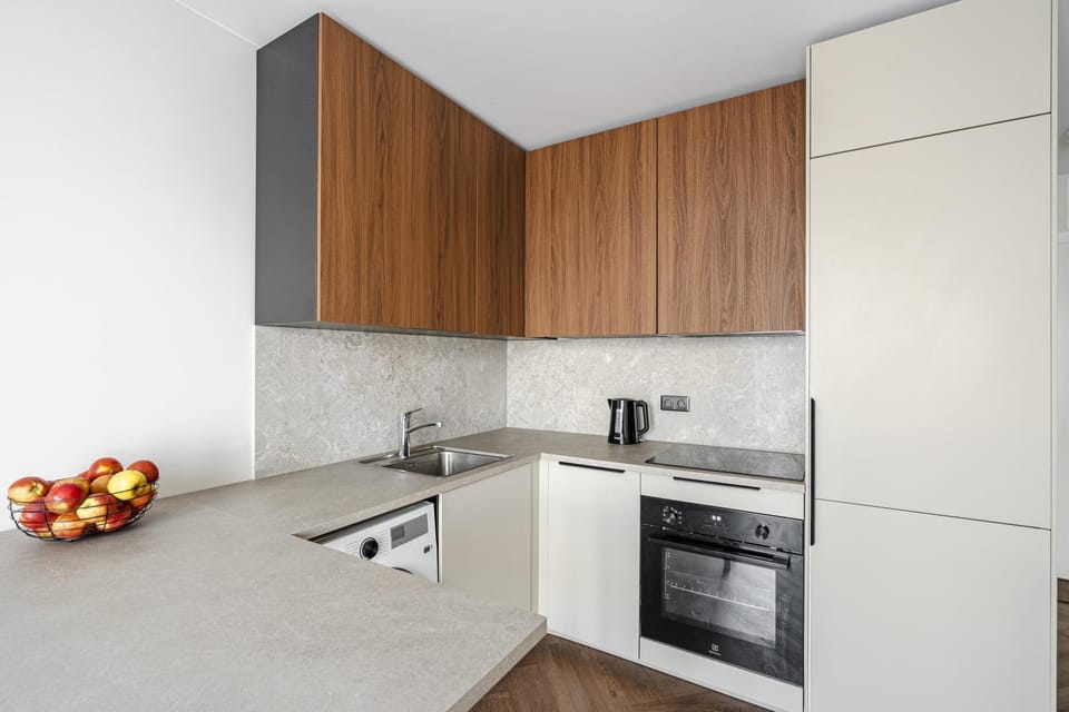 Kitchen or kitchenette, dishwasher, oven, pet friendly, stove