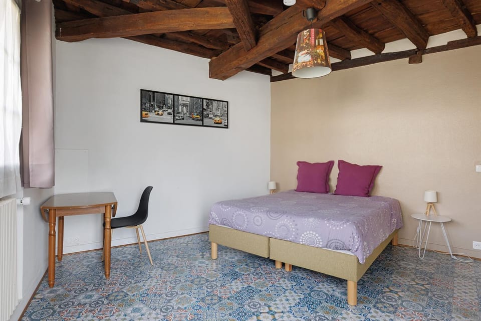 Property building, Living room, Bedroom