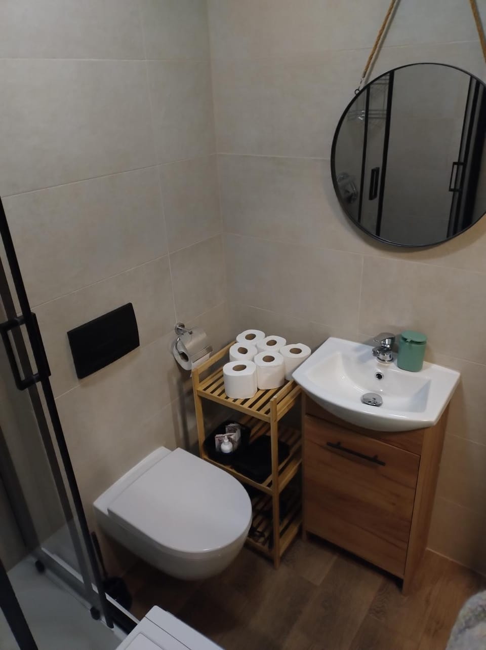 Toilet, Bathroom, towels