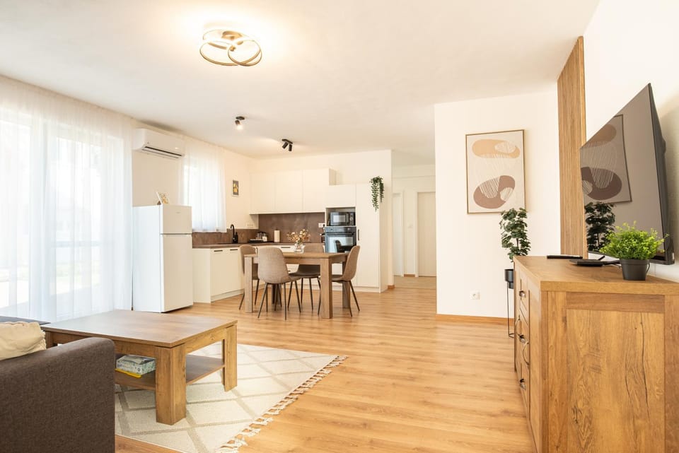 Kitchen or kitchenette, Living room, Dining area