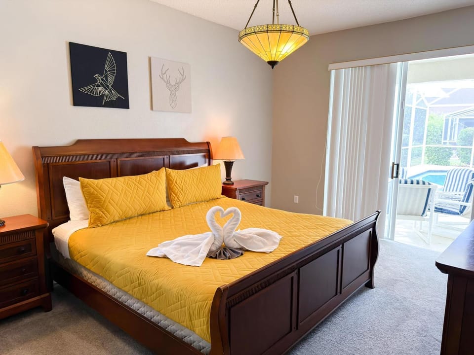 SD2216MC Golf side 5 Bed Villa in Haines City