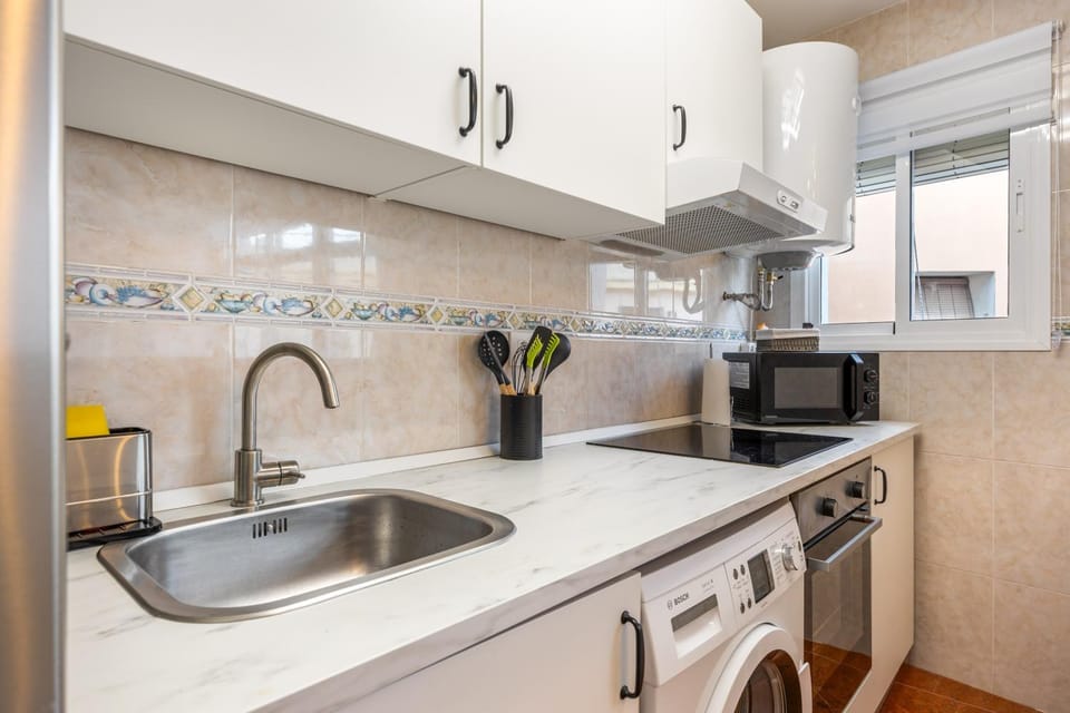 Kitchen or kitchenette, Living room
