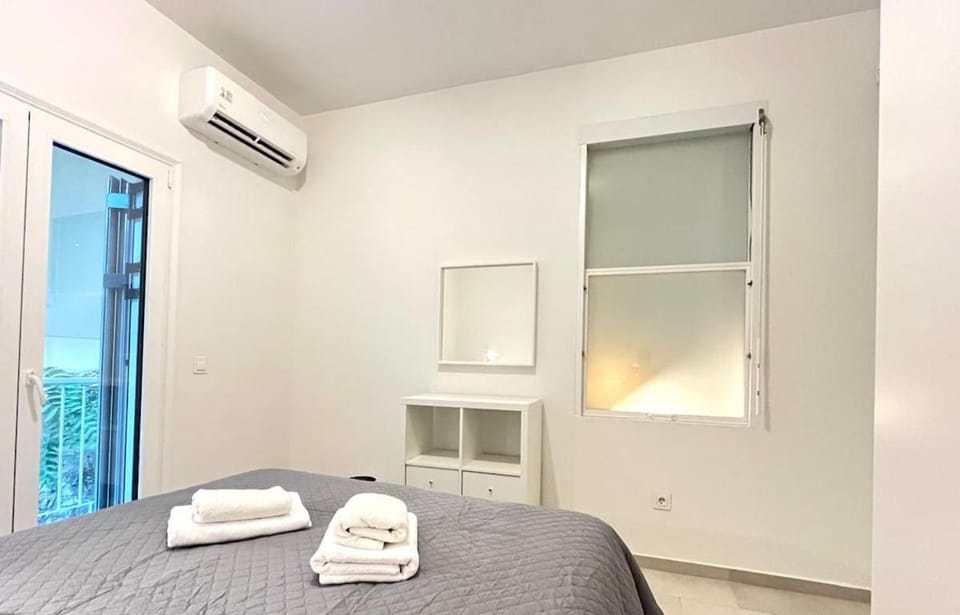 New Smart and Spacious City Flat Apartment in Athens