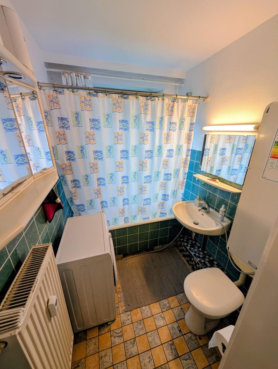 Bathroom, Bath, bidet