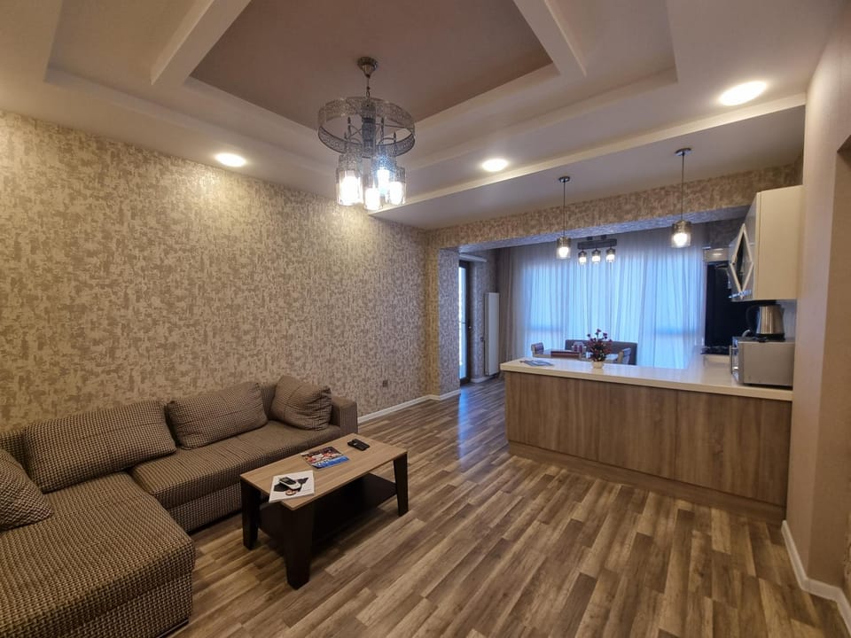 TV and multimedia, Kitchen or kitchenette, Living room, Seating area, minibar