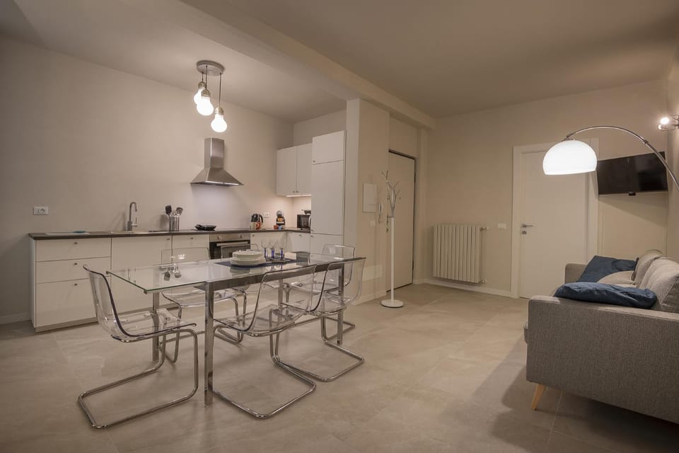 Kitchen or kitchenette, Living room, Dining area