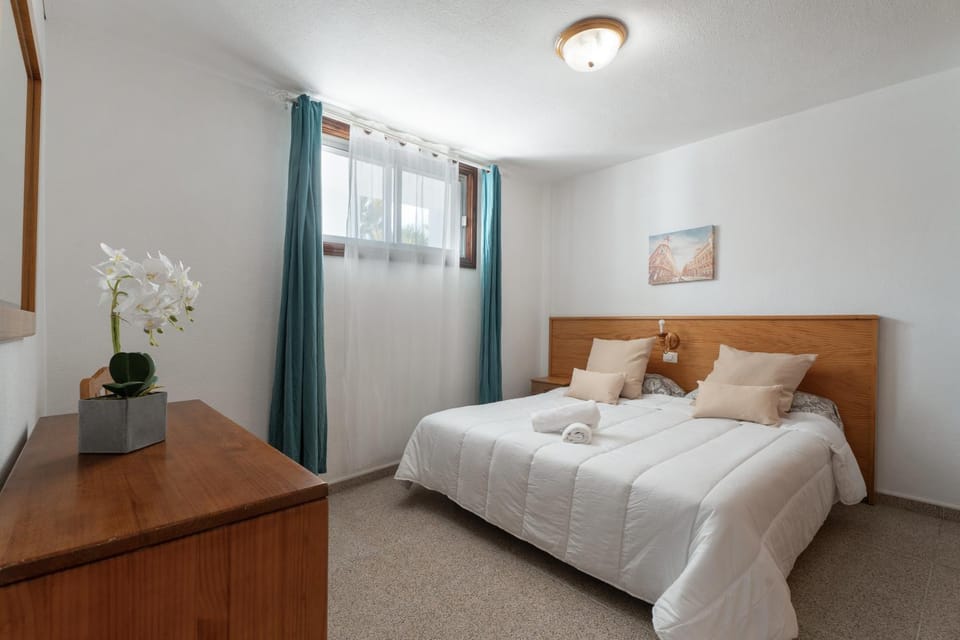 Living room, Bedroom