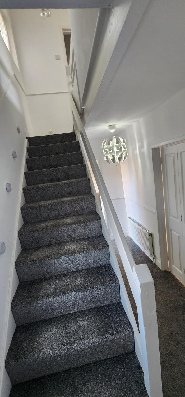 Beautiful and Quiet 3 Bedroom Beautiful House House in Sheffield