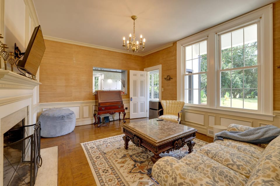 Home on Sprawling Estate, 6 Mi to Dtwn Spartanburg House in South Carolina