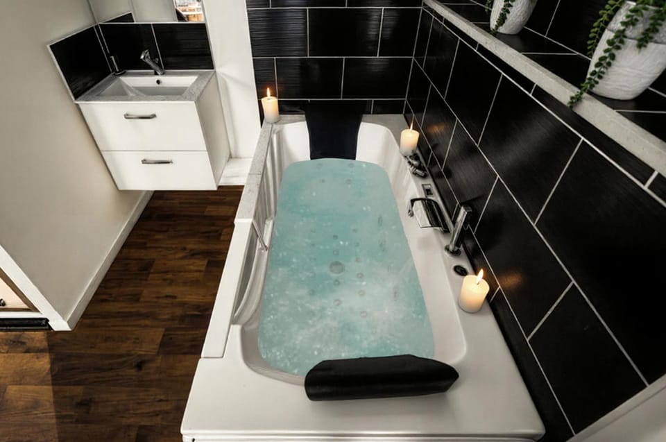 Balnéo romantique, cosy et chic Apartment in Hauts-de-France