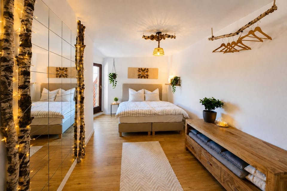Bed, Photo of the whole room, Bedroom