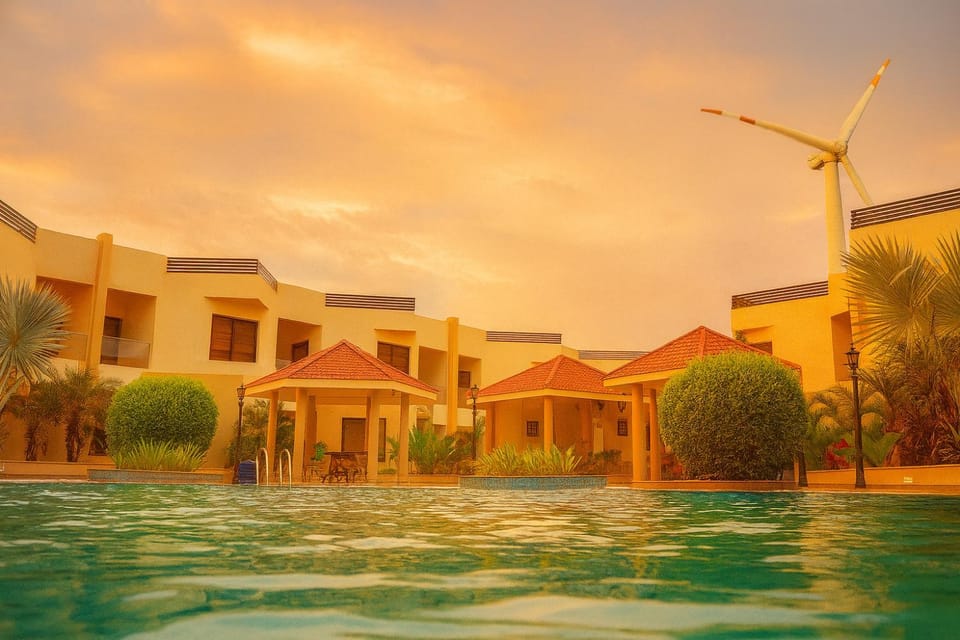 Property building, Day, Pool view, Swimming pool