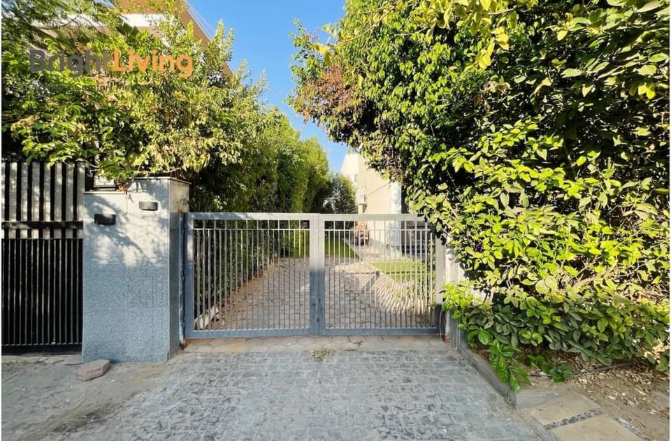Modern Villa 1 min from Southpark Mall at Madinaty House in Cairo Governorate