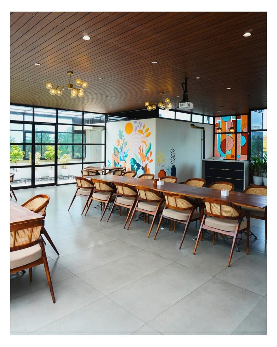 Living room, Banquet/Function facilities, Seating area, Dinner