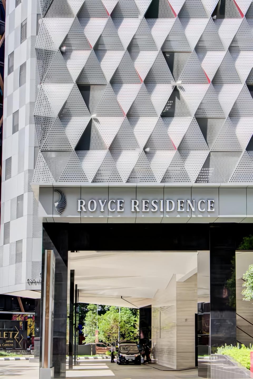 Property building, Facade/entrance