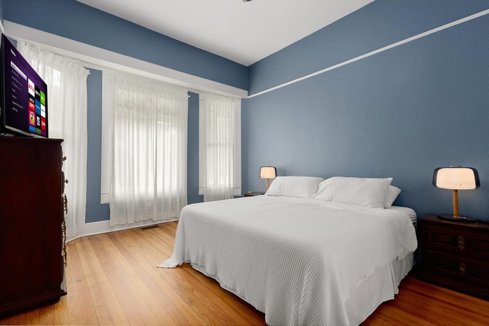 Bed, Bedroom