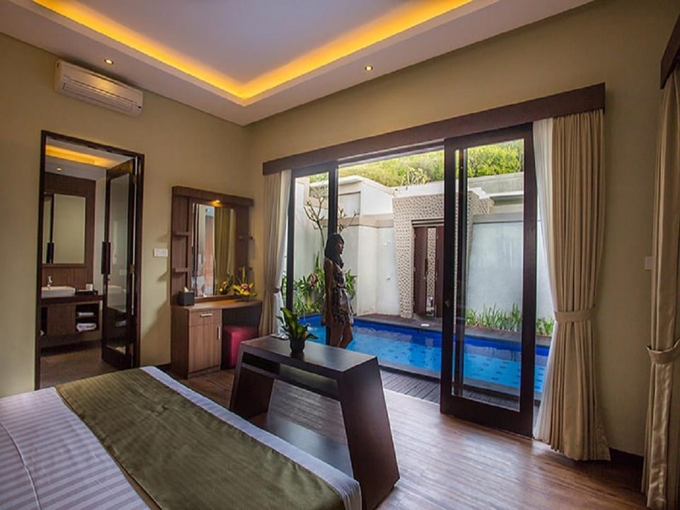 Bedroom, Swimming pool