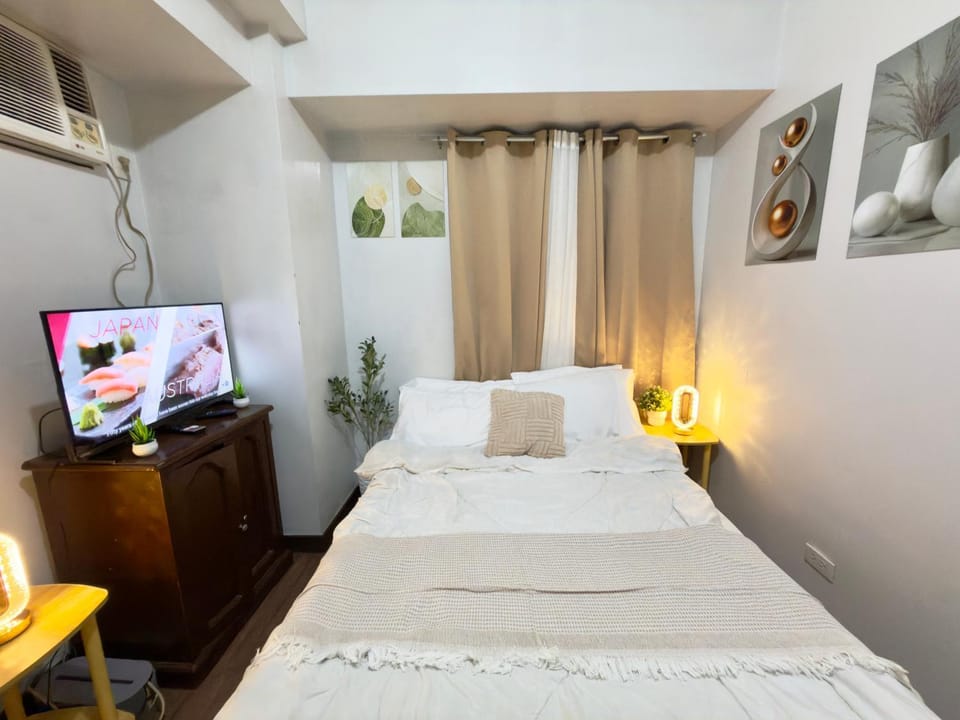 1BR LaVerti Cloud Nine Suite Family affordable staycation Apartment in Pasay