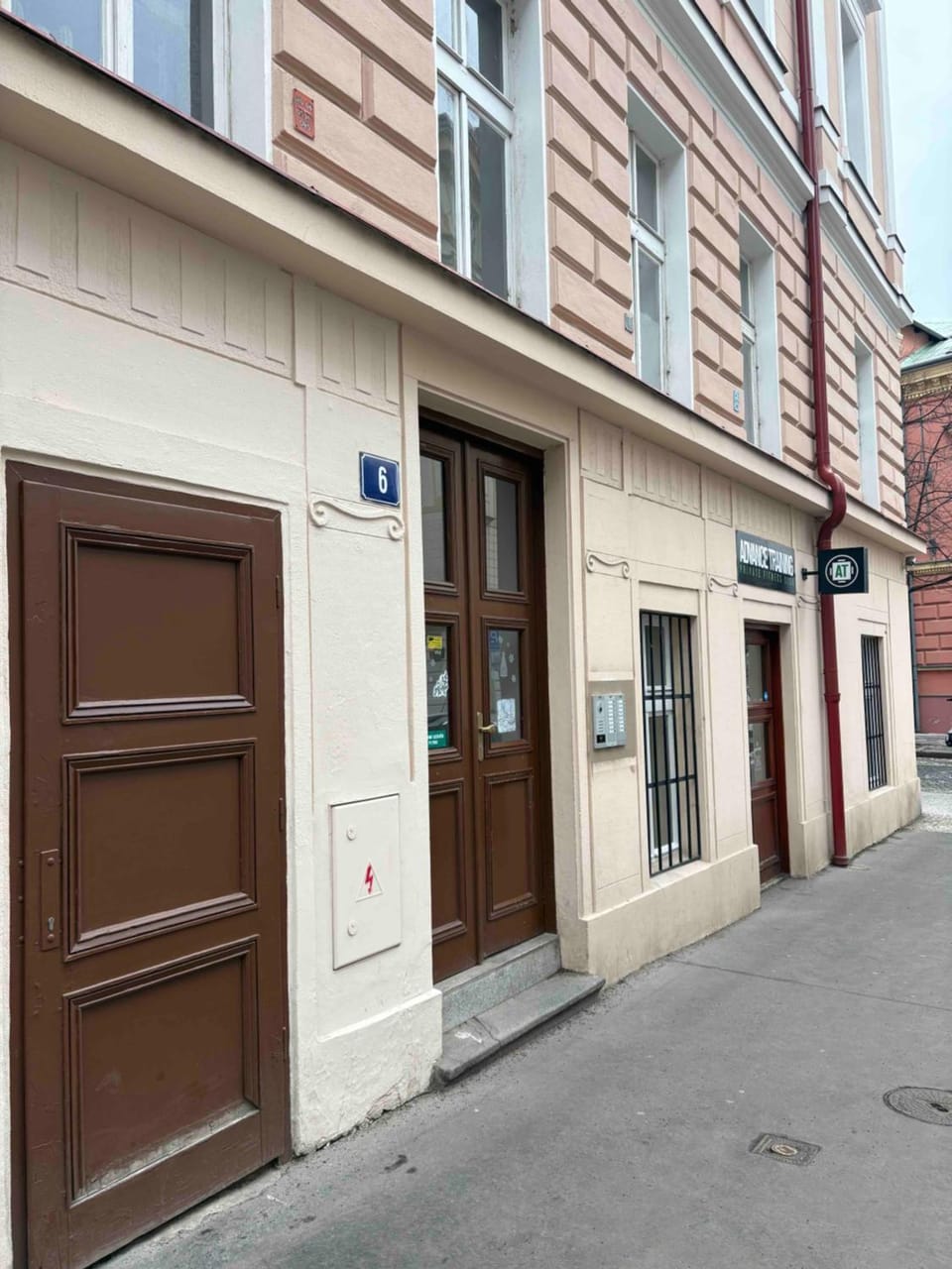 Property building, Facade/entrance