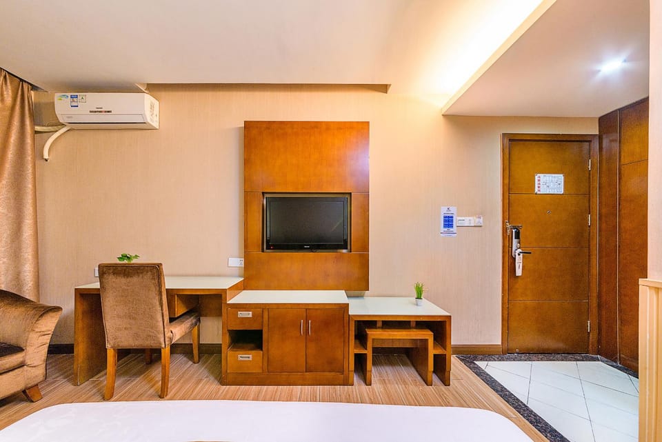 TV and multimedia, Living room, air conditioner