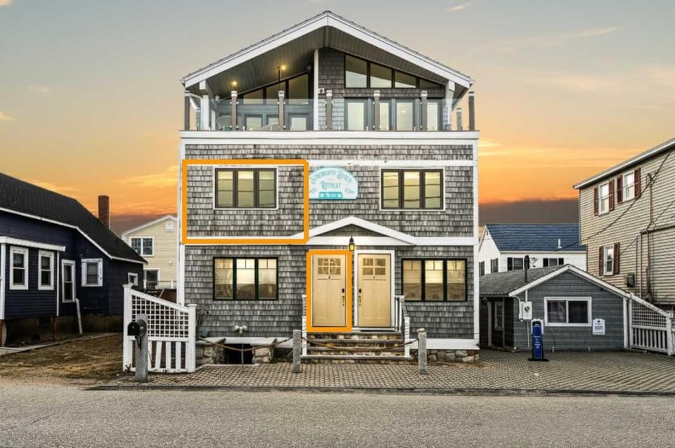 Serendipity Beach Retreat Nautical Retreat House in Seabrook