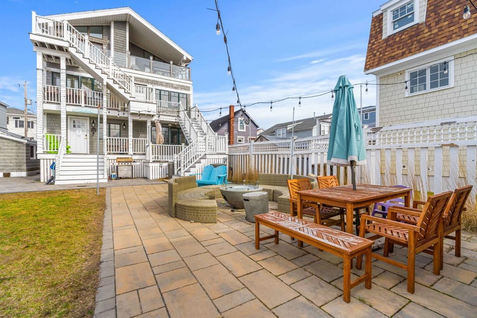Serendipity Beach Retreat Namaste Unit House in Seabrook