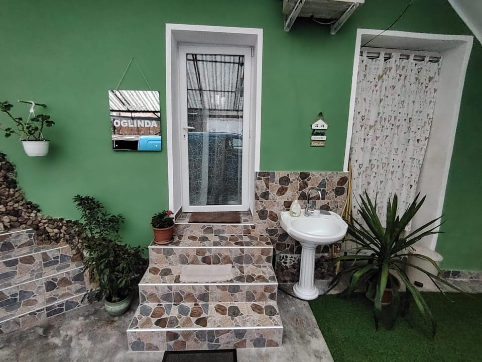 Studio Ultracentral OGLINDA Apartment in Timiș County