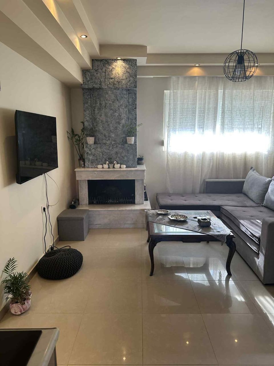 TV and multimedia, Living room, Seating area