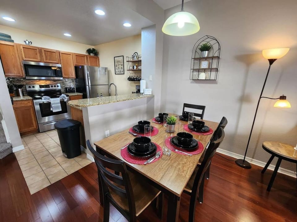 3 Bedroom 2 Bathroom Villas At Seven Dwarfs 20-104 House in Kissimmee