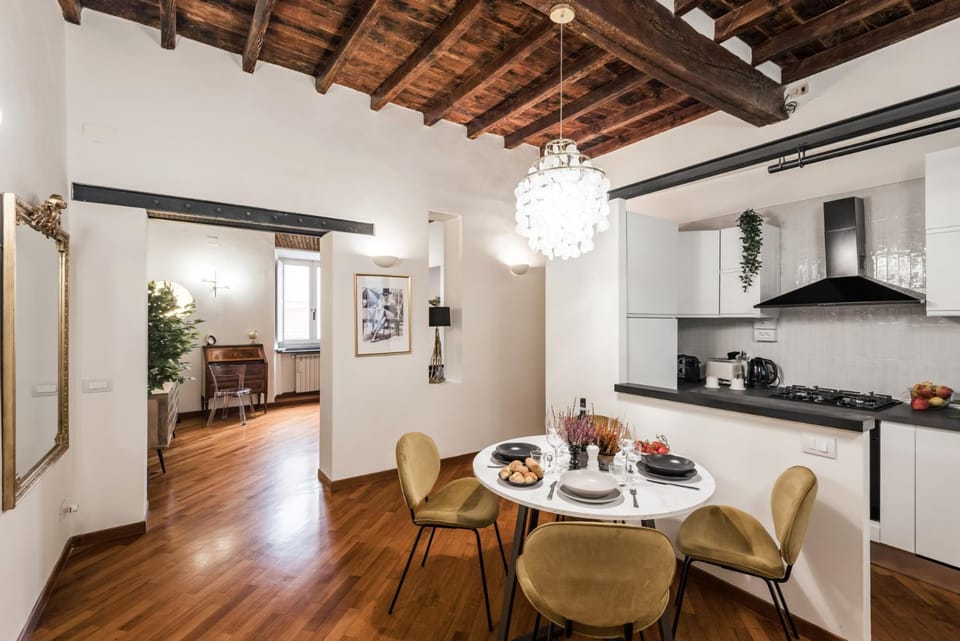 Kitchen or kitchenette, Living room, Seating area, Dining area, stove