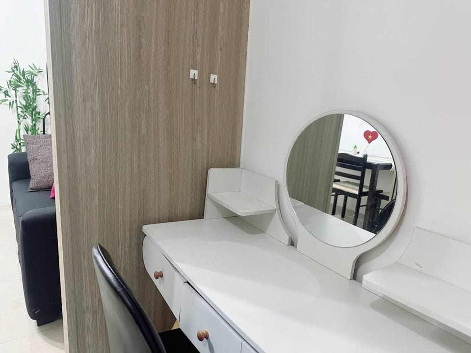 Shore Residences Moa View Apartment in Pasay