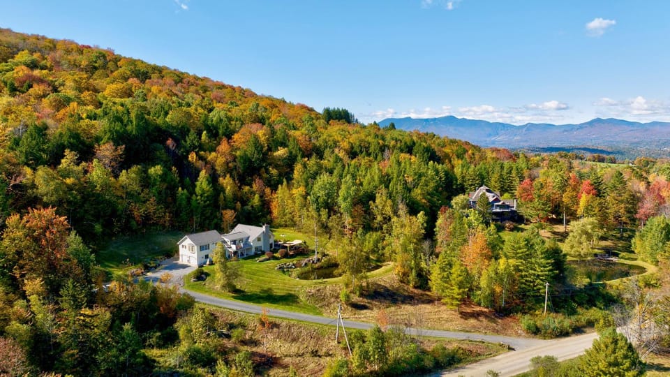 Stowe Hollow House in Stowe