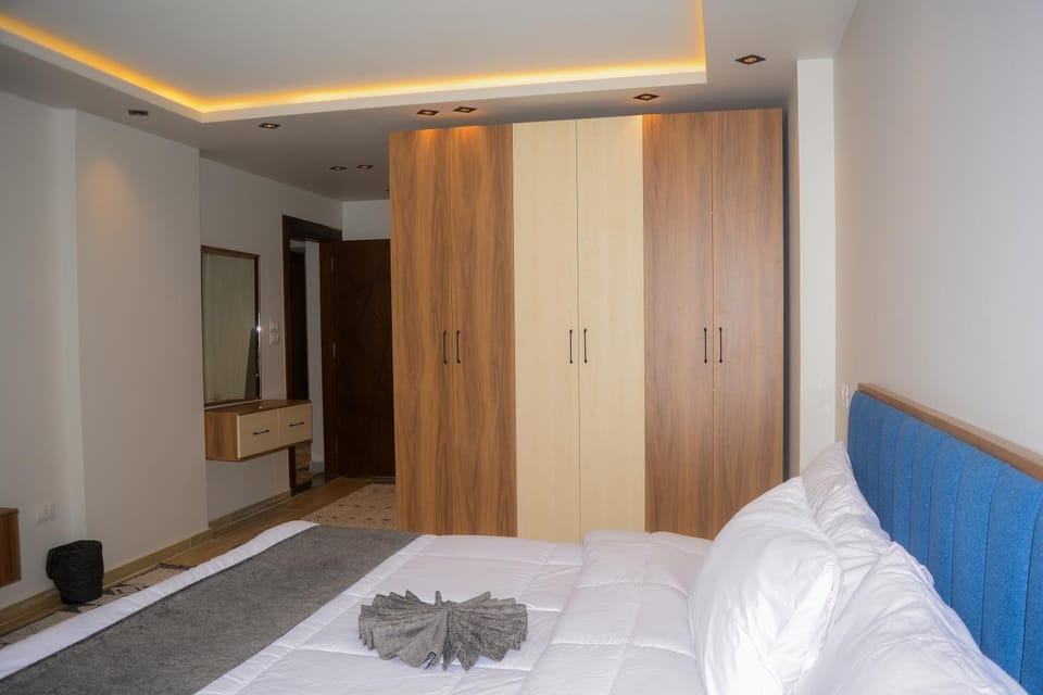 Bed, Photo of the whole room, Bedroom, wardrobe