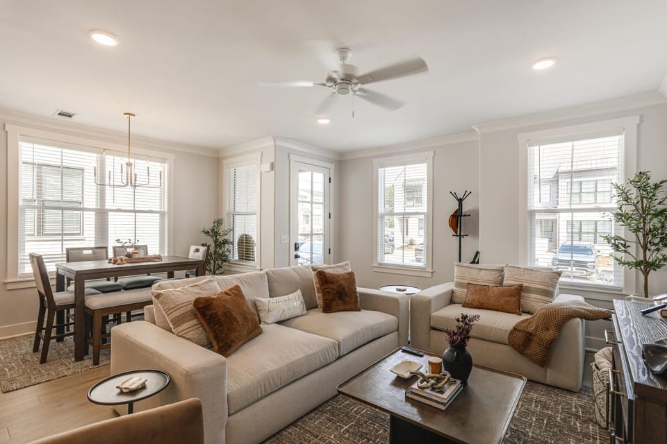 3 Mi to Ole Miss, New Build: Inviting Townhome! House in Oxford