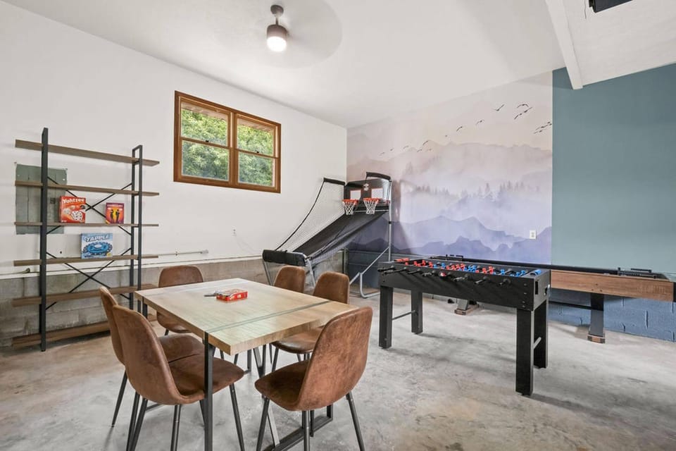 Activities, Game Room, Sports, Entertainment