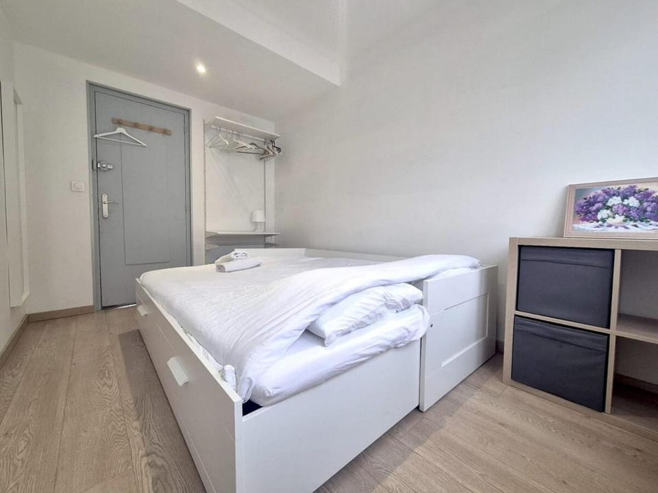 Dubaï - Élégant logement rémois - 10P Apartment in Reims