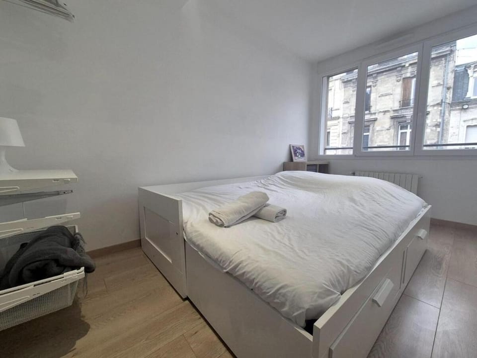 Dubaï - Élégant logement rémois - 10P Apartment in Reims
