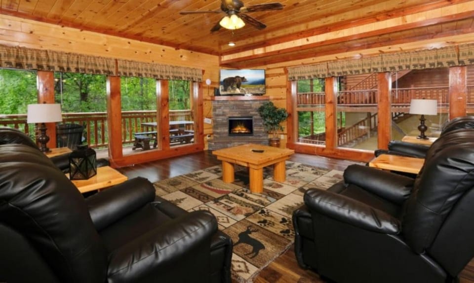 Emerald and Evergreen at Sherwood House in Sevier County