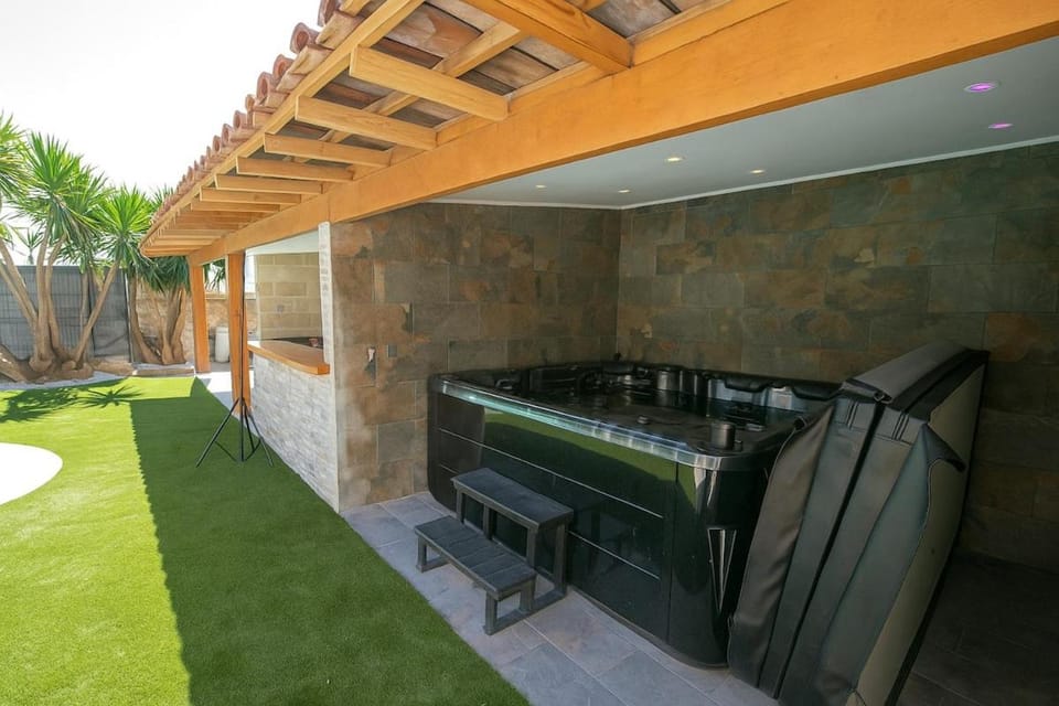 Hot Tub, Hot Tub, Spa and wellness centre/facilities, Spa and wellness centre/facilities