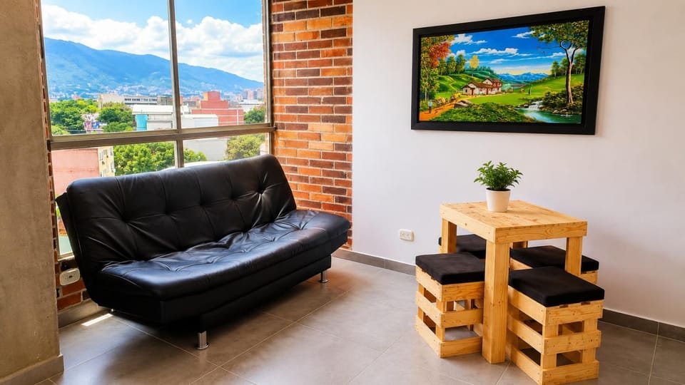 Best Laureles location and price Apartment in Medellin