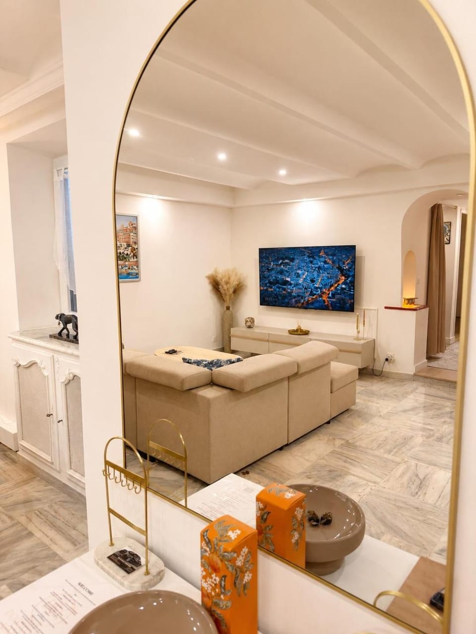 Quiet Private Apartment - 2min Train Station - 5min Palais Croisette - Private entrance Apartment in Cannes