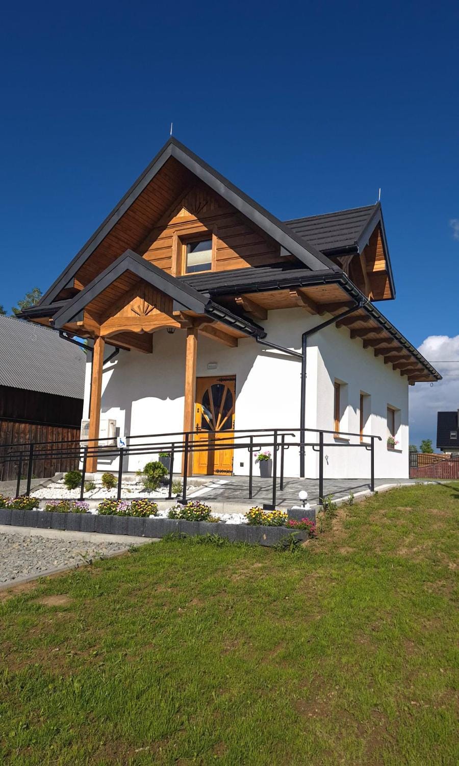 Property building, Garden view