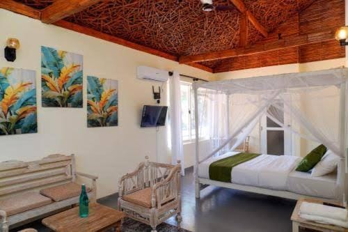 Exotica Bungalows -Hikkaduwa House in Southern Province