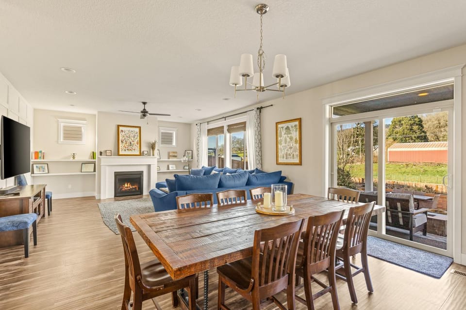 Sunset Grove House in Newberg