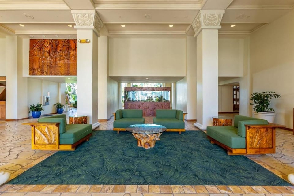 Kaanapali Shores 405- Oceanview 1 bedroom Resort condo, AC, and amenities! Apartment in Kaanapali