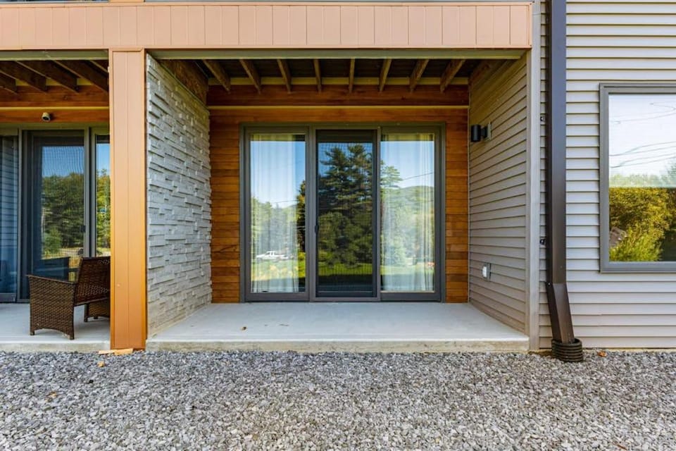 Lake George Getaway House in Queensbury