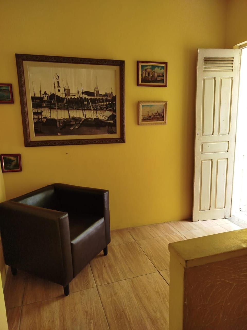 Seating area