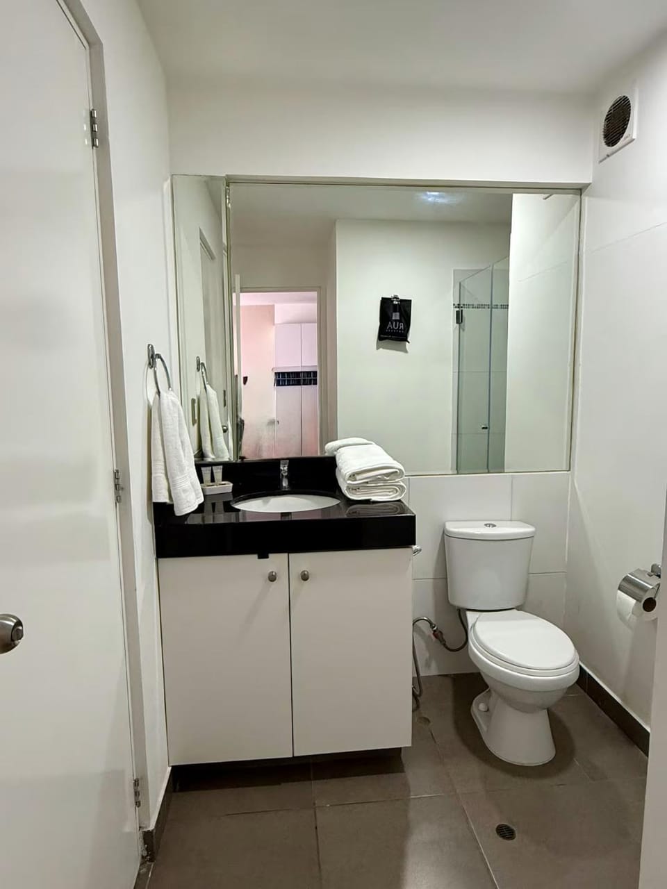 Departamento Lock Apartment in Lince