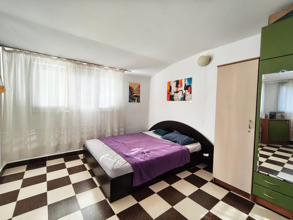 Bed, Bedroom, wardrobe