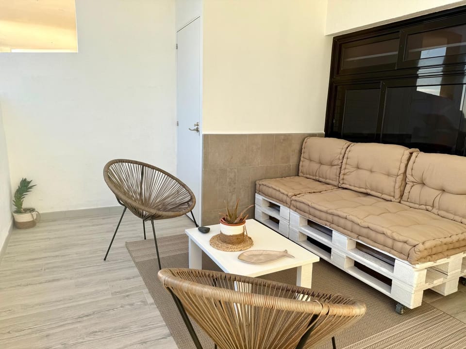 Off site, Mountain view, Sea view